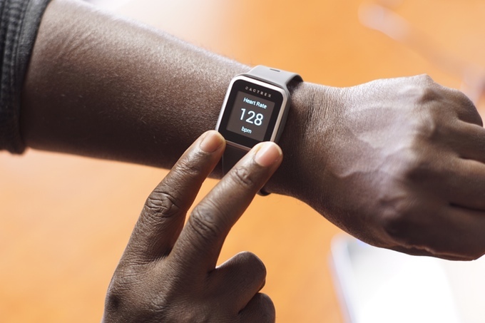 穿戴產品客護應用我司发光二极管產品案例